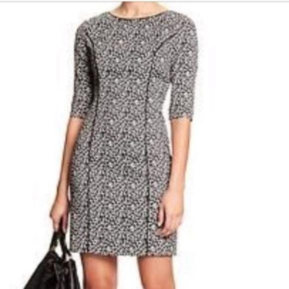 Banana Republic Dresses & Skirts - Banana Republic Animal Print 3/4 Sleeve Dress 8